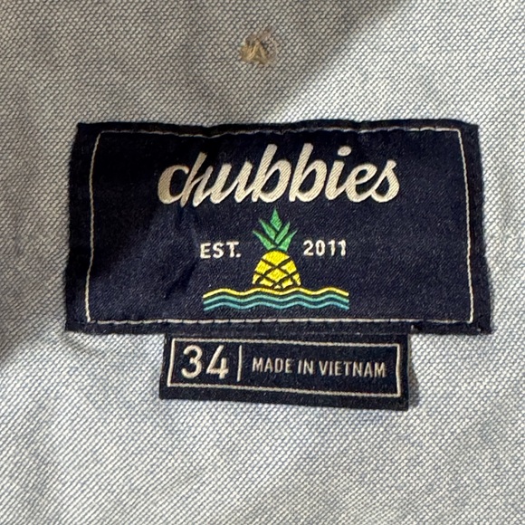 Chubbies Men's khaki chino Shorts - Picture 3 of 4